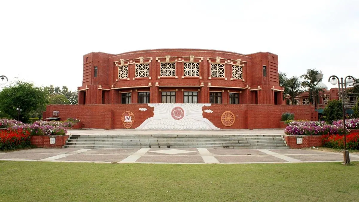 IIM Lucknow Campus